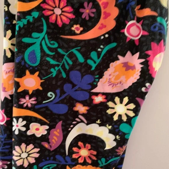 3 pair LuLaroe TC2 leggings - Picture 2 of 5